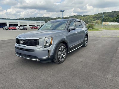 2022 Kia Telluride Base