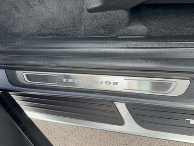 2022 Kia Telluride Base