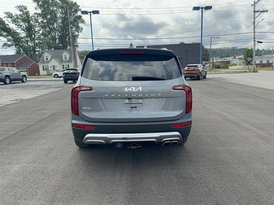 2022 Kia Telluride Base